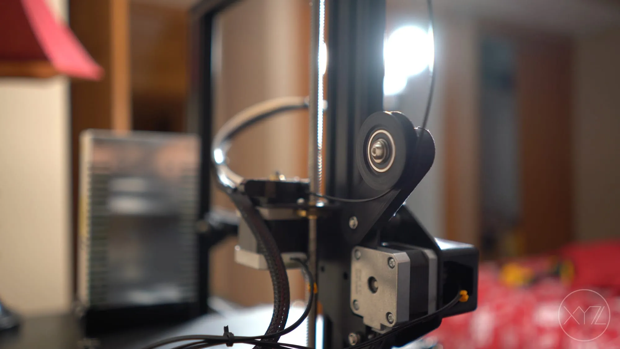 Bearing filament guide mounted on the Ender 3 frame
